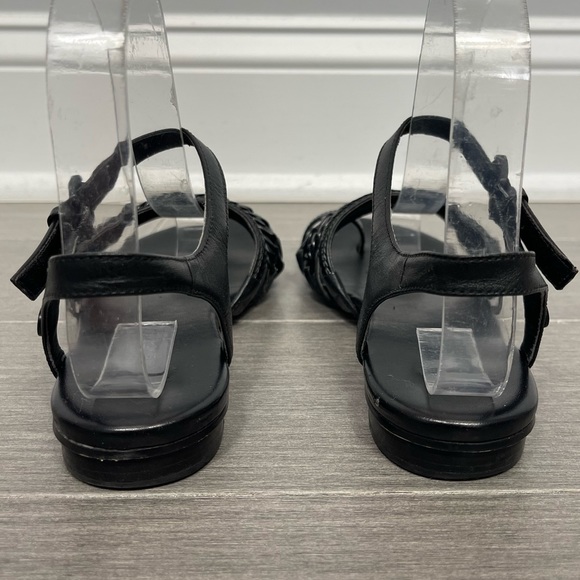 MICHAEL Michael Kors Jackie Chain Link Flat Sandals Black Leather Shoes 5.5 - Picture 4 of 11